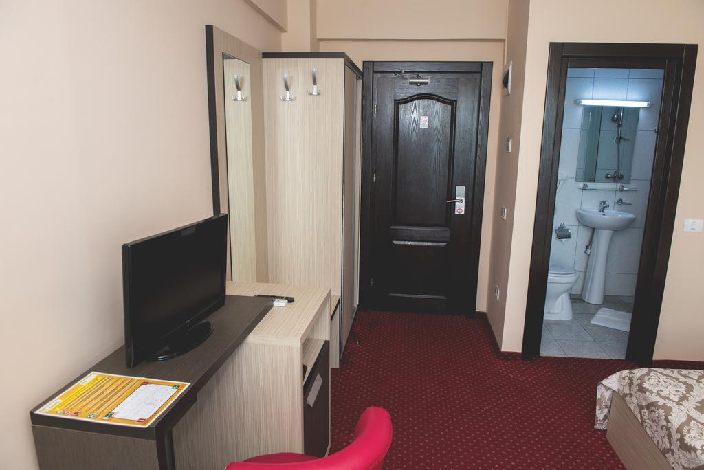 Hotel Romantic Mamaia Buitenkant foto