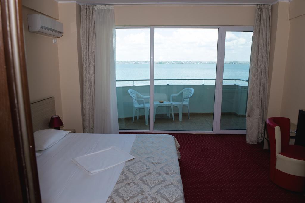 Hotel Romantic Mamaia Buitenkant foto